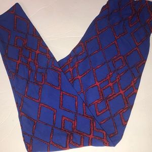 LuLaRoe Red Diamond Leggings